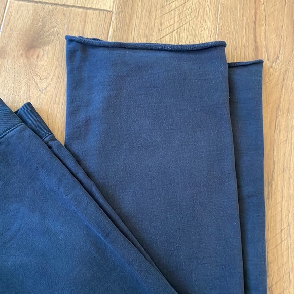 Y2K Juicy Couture navy blue sweat pants - Picture 5 of 7